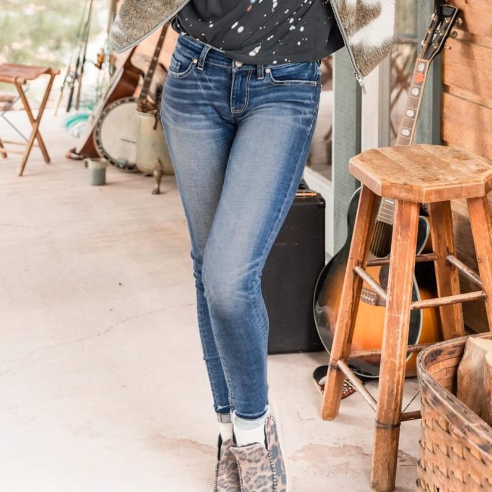 BKE Stella Skinny Stretch Jeans. Size 26R